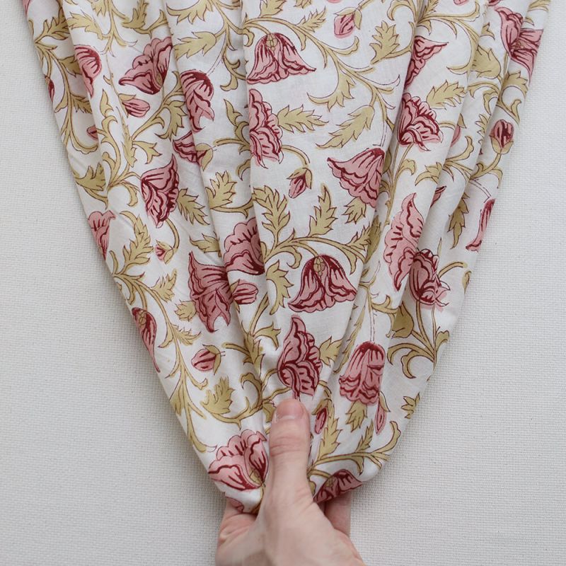 Madhavi - Tissu indien en coton imprimé main Hand Block