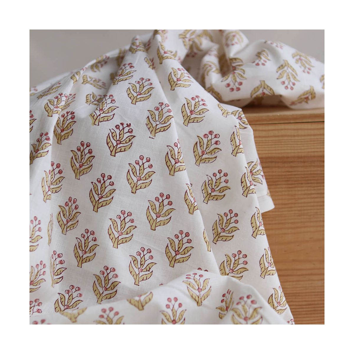 Madhavi B - Tissu indien en coton imprimé main Hand Block