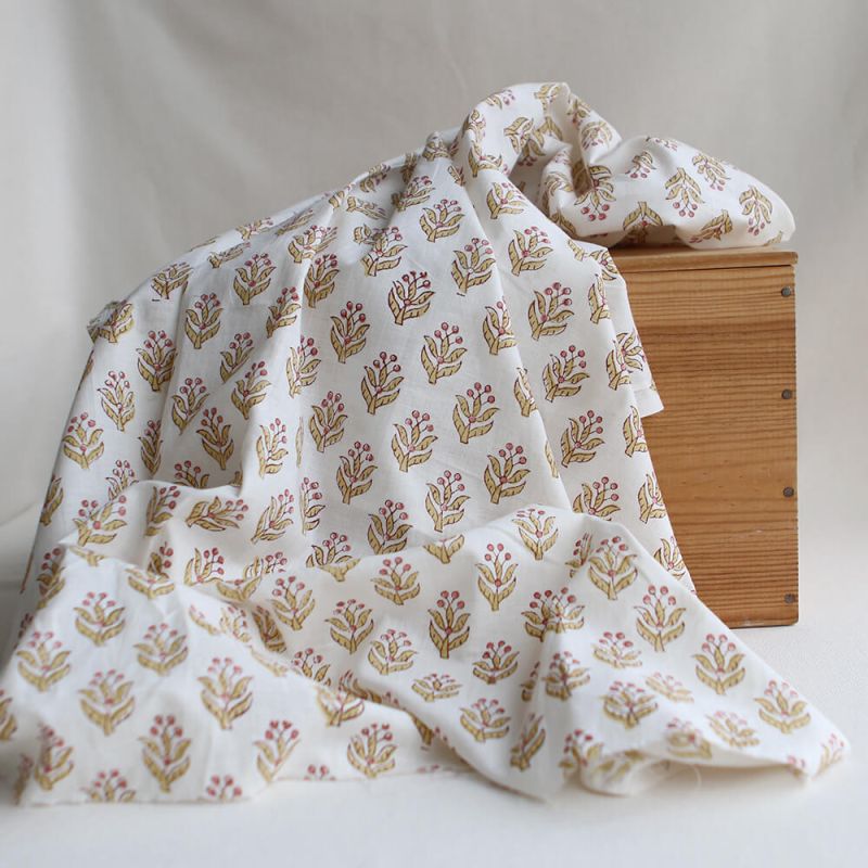 Madhavi B - Tissu indien en coton imprimé main Hand Block