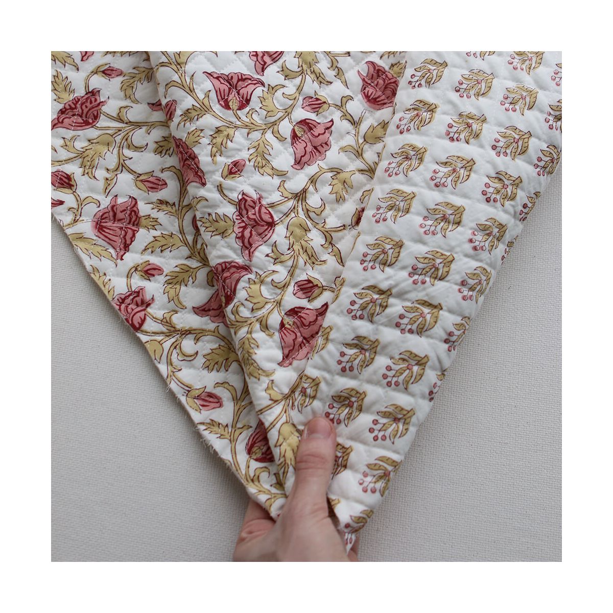 Madhavi - Tissu indien matelassé double face coton hand block largeur 100cm