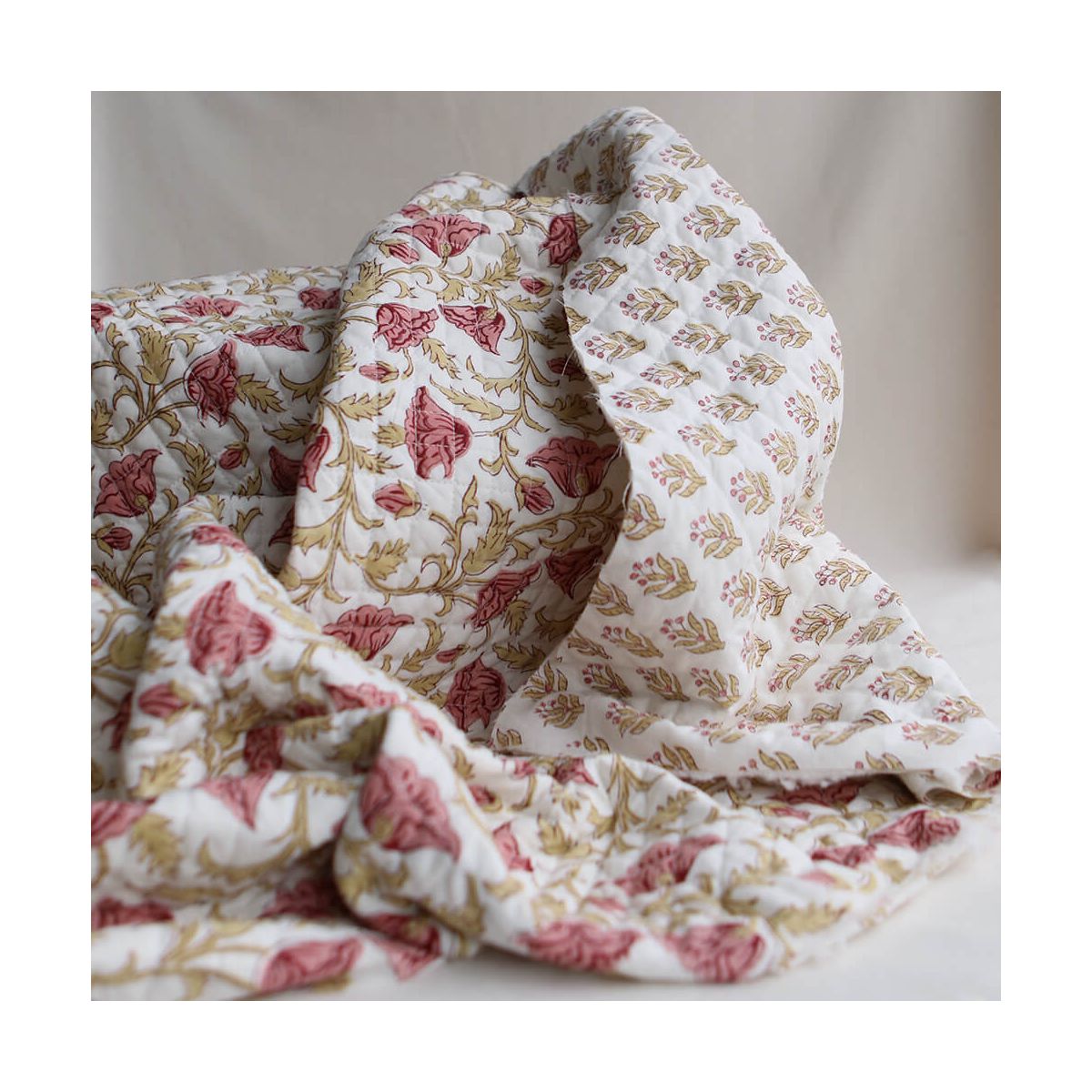 Madhavi - Tissu indien matelassé double face coton hand block largeur 100cm