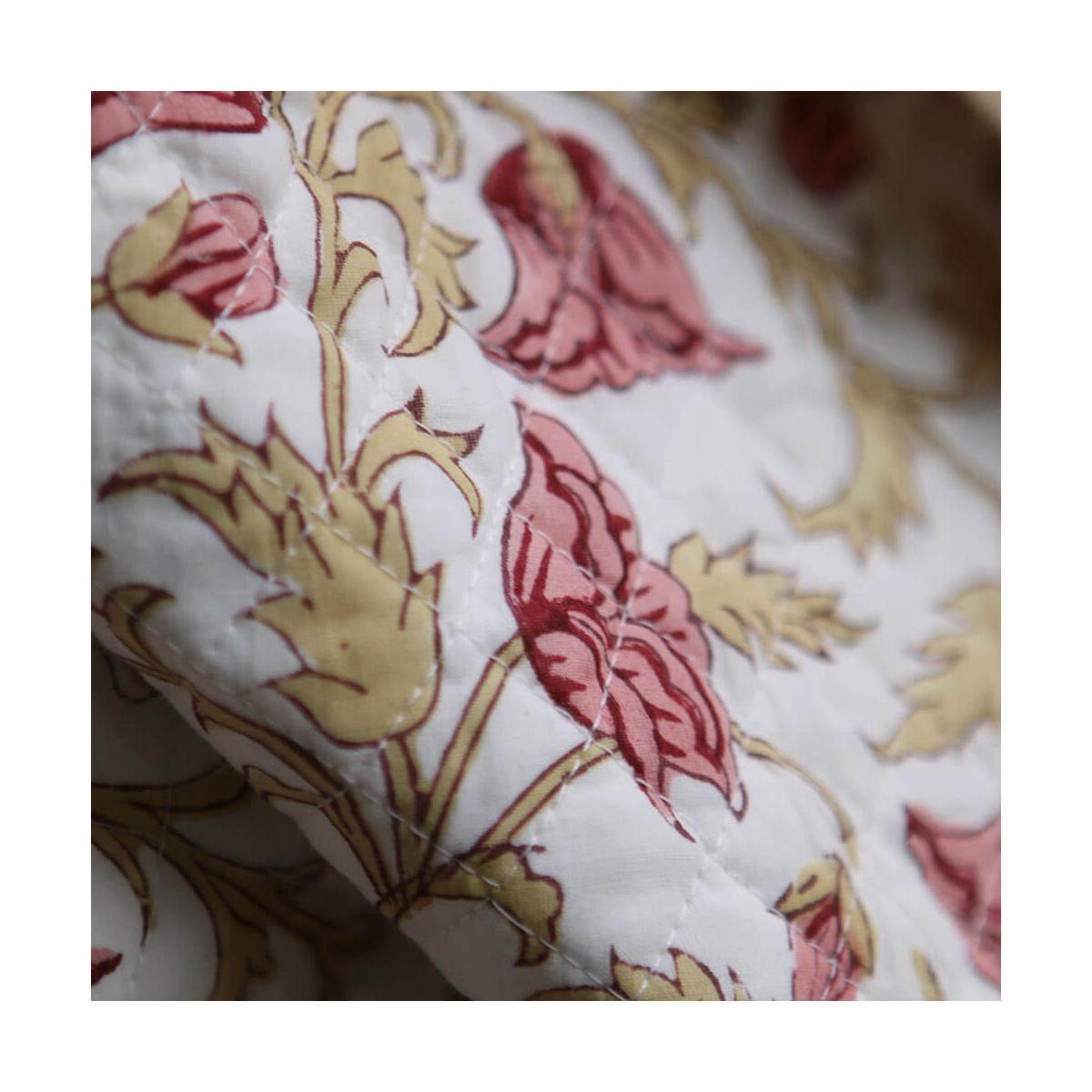 Madhavi - Tissu indien matelassé double face coton hand block largeur 100cm