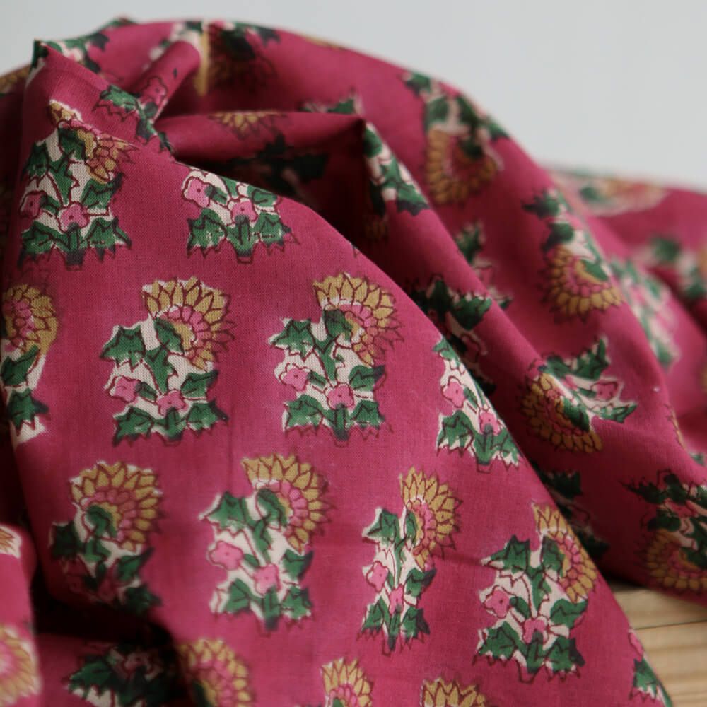 Sharmila B - Tissu indien en coton imprimé main Hand Block