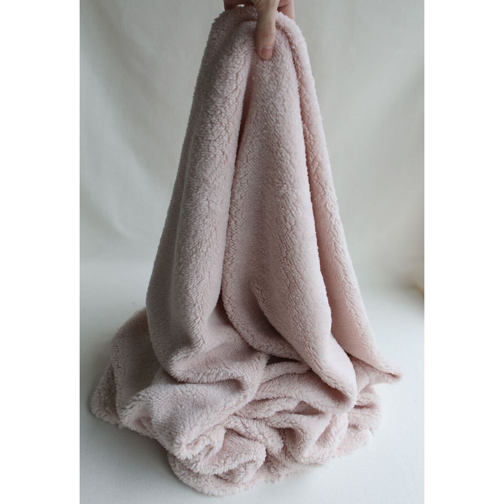 Teddy / moumoute bouclé coloris rose poudré