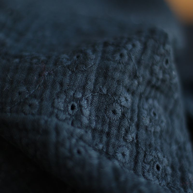 Double gaze de coton Suzy brodée coloris noir