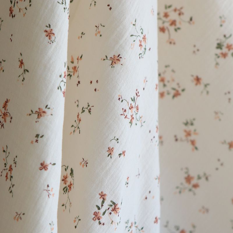 Sofia - Double gaze de coton motif fleuri fond écru