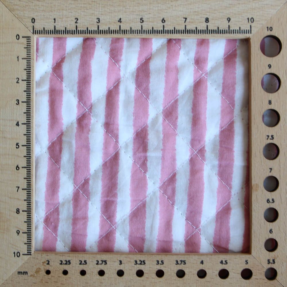 Ishara - Tissu indien matelassé double face coton hand block largeur 100cm