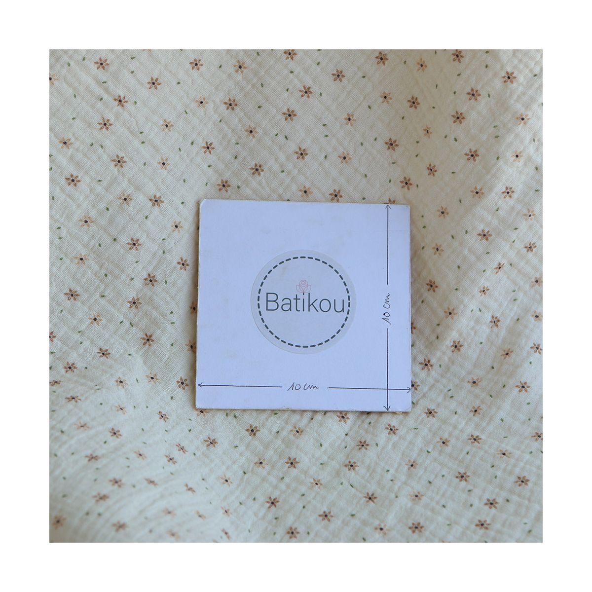 Double gaze de coton imprimé petites fleurs fond écru