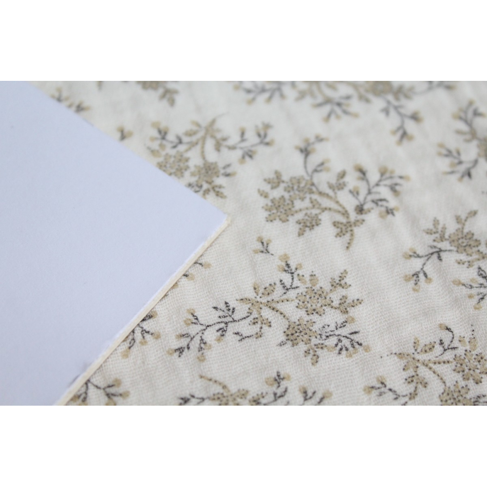 Meriem - Double gaze de coton BIO écru à motifs fleuris Tissus issus de l'agriculture biologique  - 5