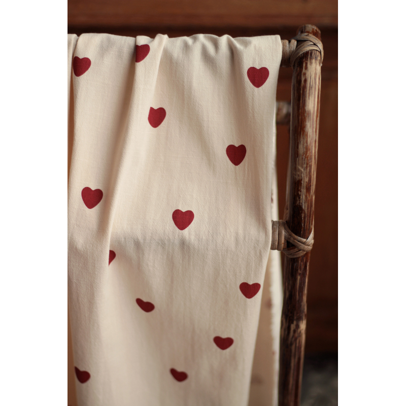 Manou - Coton lavé bio coloris vanille motif coeurs rouges Batikou - 3