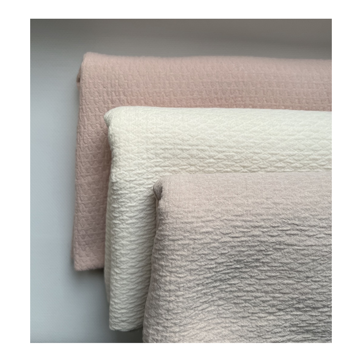 BAYA - Double de coton texturée losanges coloris rose poudré