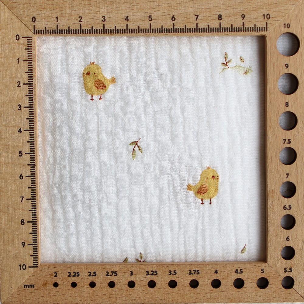 Carlito - Double gaze de coton motif fond blanc motif poussin
