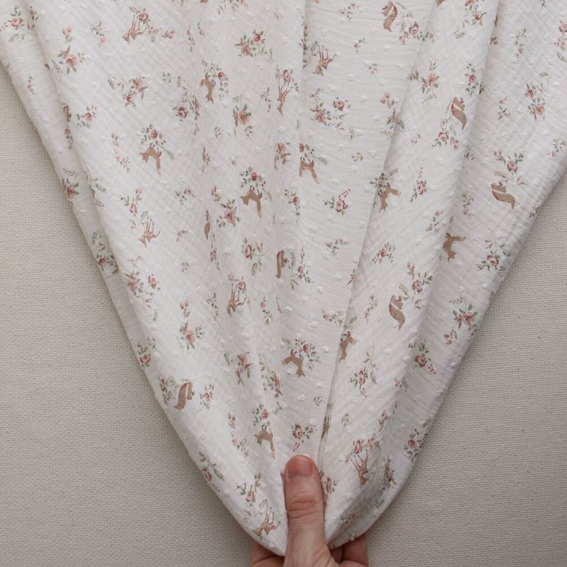 Noisette - Double gaze de coton plumetis imprimé renards et écureuils