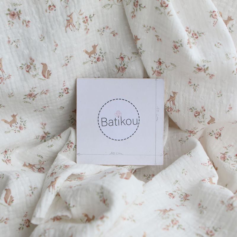 Noisette - Double gaze de coton plumetis imprimé renards et écureuils