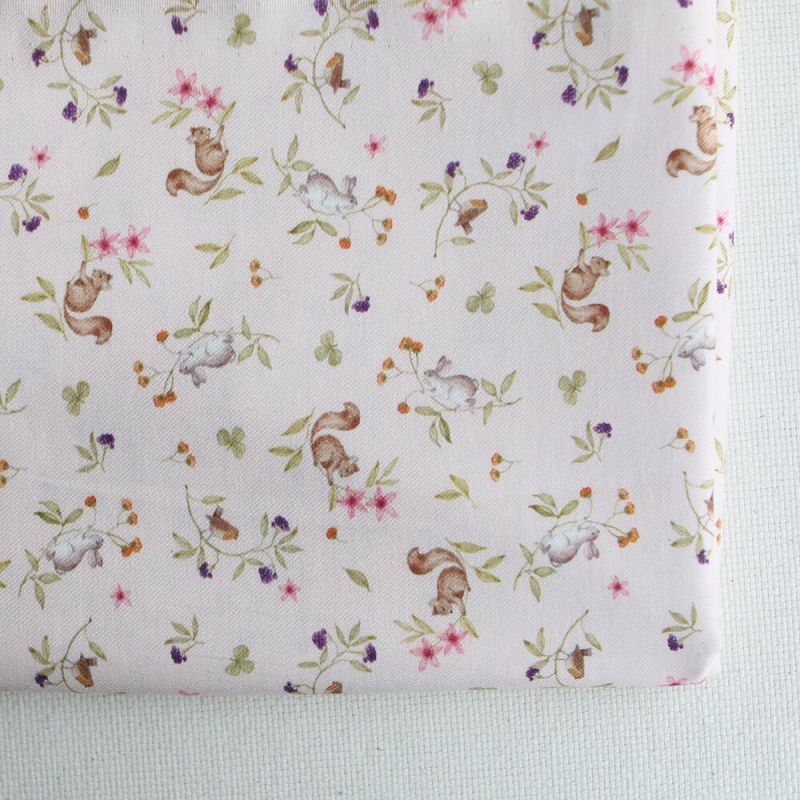 Biscotte - Tissu sergé de coton imprimé fleuri et animaux