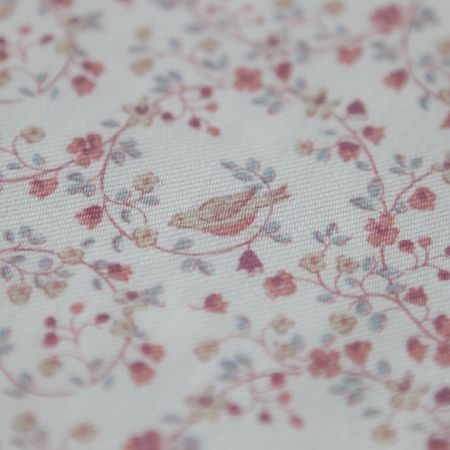 Plume - Tissu sergé de coton imprimé fleuri et oiseaux rose