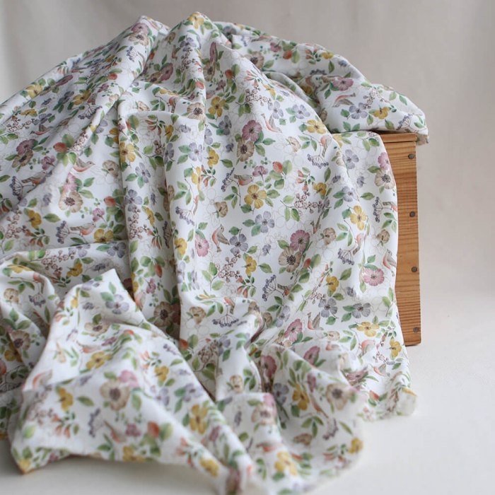 Airelle - Tissu sergé de coton imprimé fleuri et oiseaux