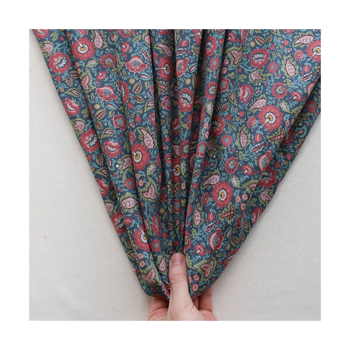 Baïa - Tissu sergé de coton organique fin imprimé fleuri