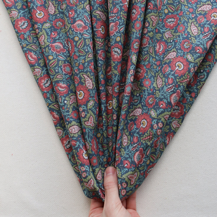 Baïa - Tissu sergé de coton organique fin imprimé fleuri