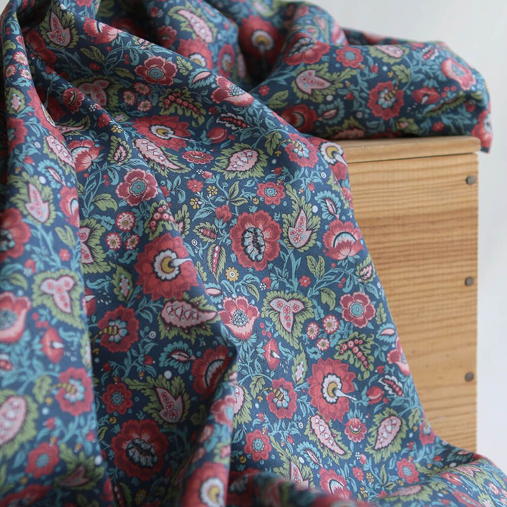 Baïa - Tissu sergé de coton organique fin imprimé fleuri