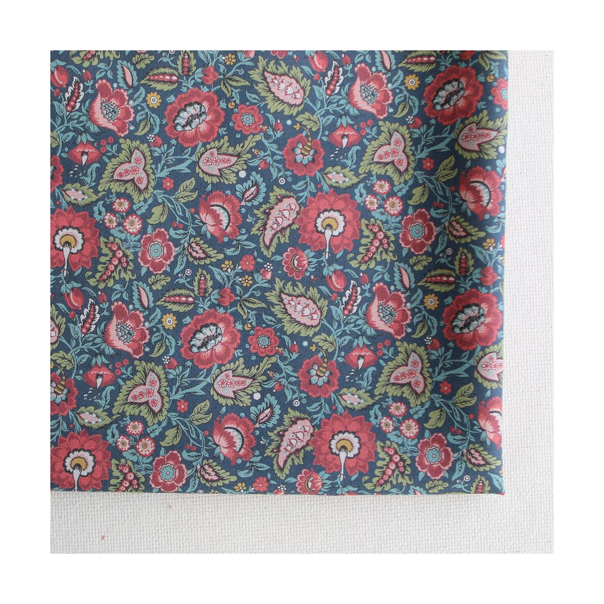 Baïa - Tissu sergé de coton organique fin imprimé fleuri