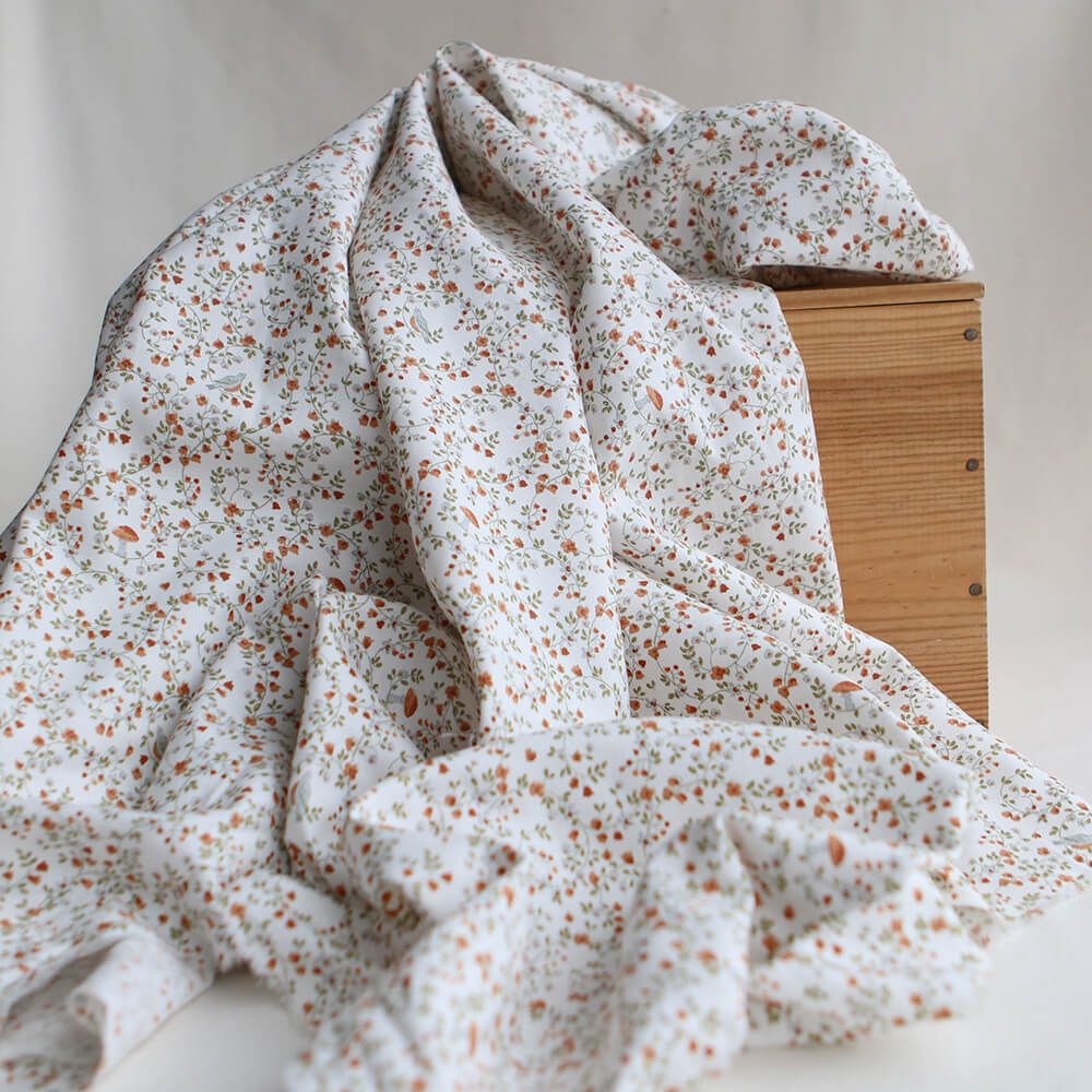 Plume - Tissu sergé de coton imprimé fleuri et oiseaux roux