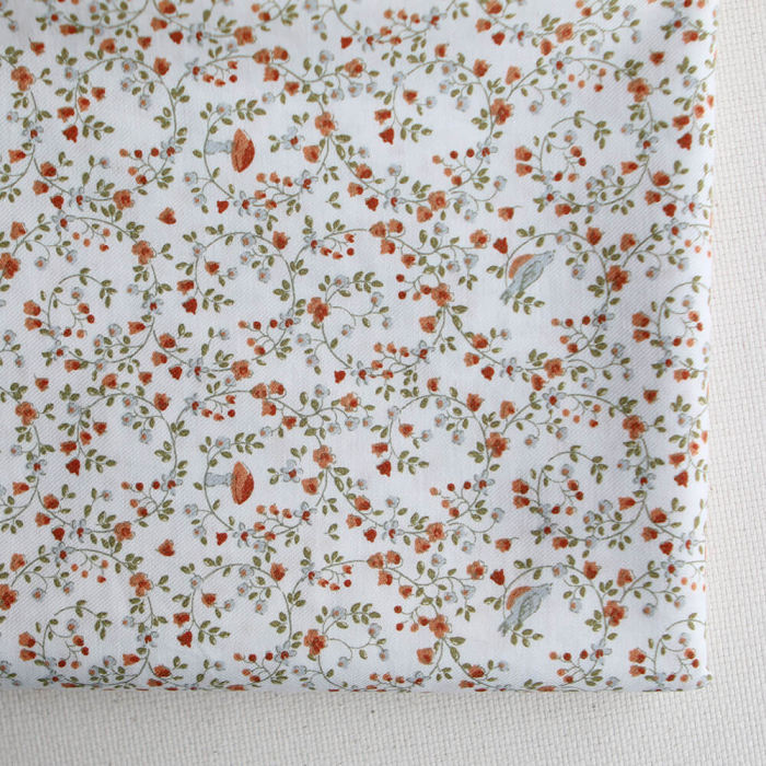 Plume - Tissu sergé de coton imprimé fleuri et oiseaux roux