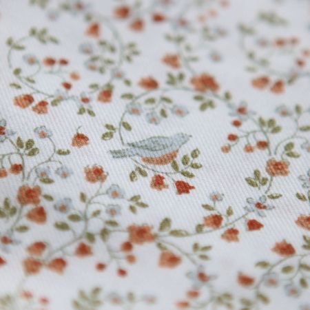 Plume - Tissu sergé de coton imprimé fleuri et oiseaux roux