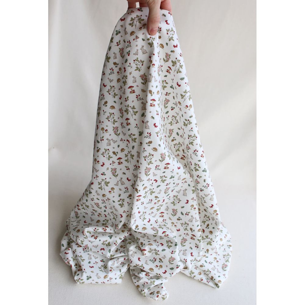 Mousse - Tissu coton texturé imprimé animaux de la forêt rouge