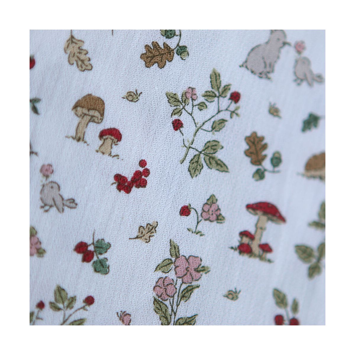 Mousse - Tissu coton texturé imprimé animaux de la forêt rouge