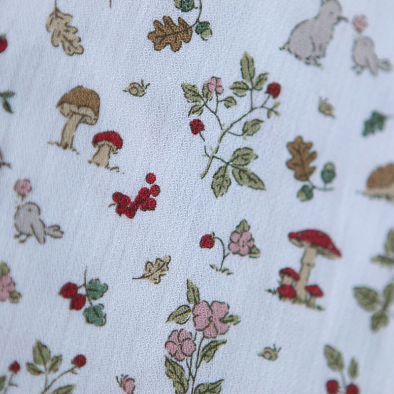 Mousse - Tissu coton texturé imprimé animaux de la forêt rouge