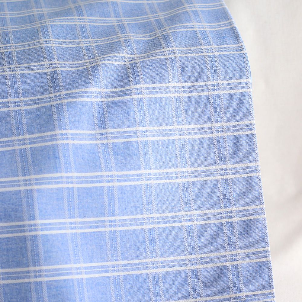 Tissu coton et viscose texturé quadrillage blanc et bleu nuage