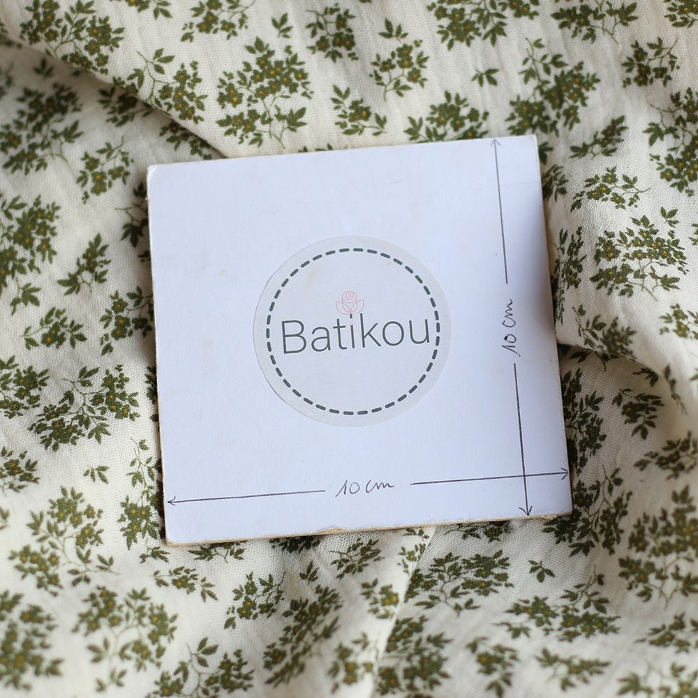 Soumeya - Double gaze coton BIO motif exclusif fond écru vert olive