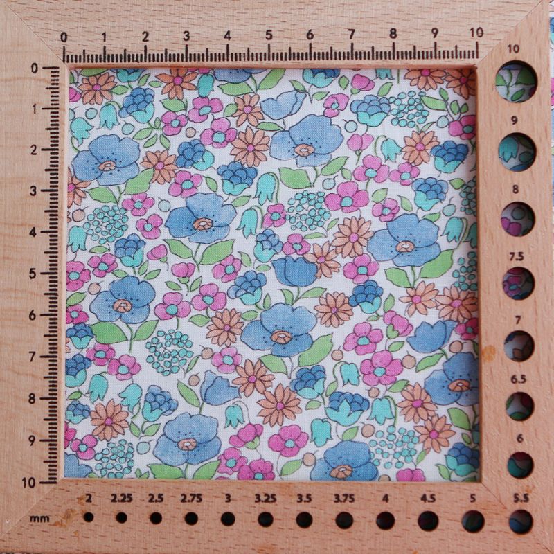 Maelle - Batiste de coton douce à imprimé fleuri bleu