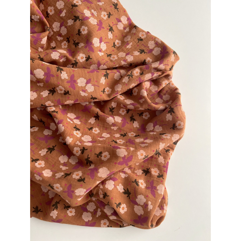 Olivia - Double gaze de coton coloris fond écureuil imprimé fleuri Tissus issus de l'agriculture biologique  - 5