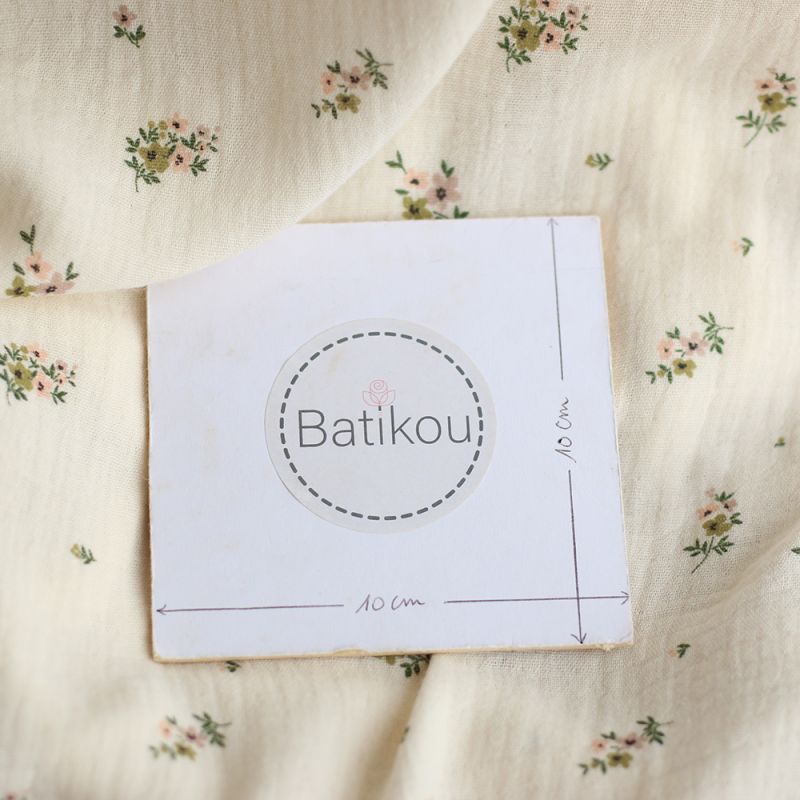 Laure - Double gaze coton BIO motif exclusif fond écru vert olive