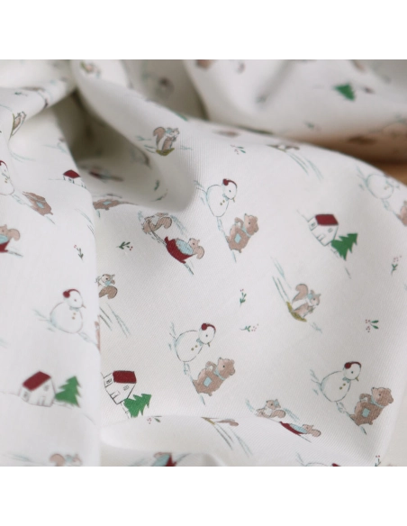 Tissu sergé de coton organique imprimé personnages d'hiver