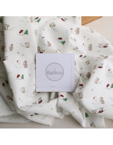 Tissu sergé de coton organique imprimé personnages d'hiver