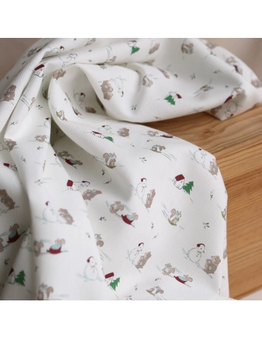 Tissu sergé de coton organique imprimé personnages d'hiver