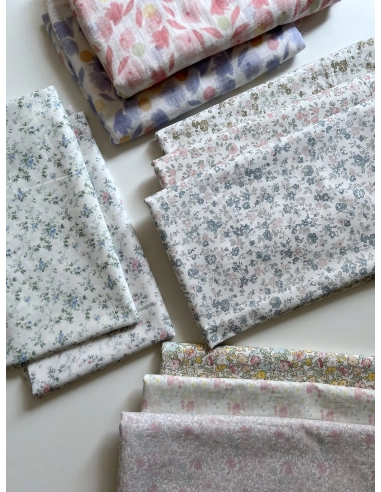 June - Popeline de coton douce BIO imprimé fleuri vert sauge et rose Tissus issus de l'agriculture biologique  - 10