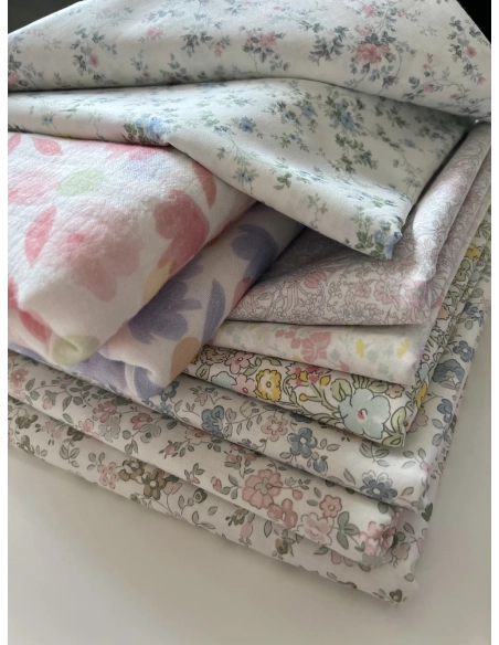 June - Popeline de coton douce BIO imprimé fleuri vert sauge et rose Tissus issus de l'agriculture biologique  - 12