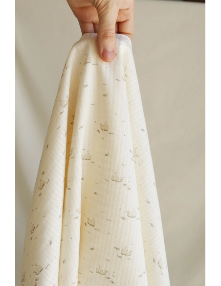 Moby - Seersucker / Coton gaufré doux écru motif marin baleine