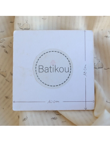 Moby - Seersucker / Coton gaufré doux écru motif marin baleine