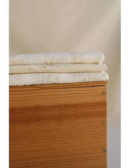 Moby - Seersucker / Coton gaufré doux écru motif marin baleine