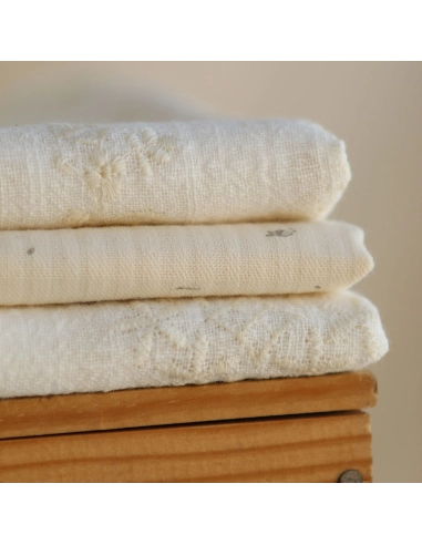 Moby - Seersucker / Coton gaufré doux écru motif marin baleine