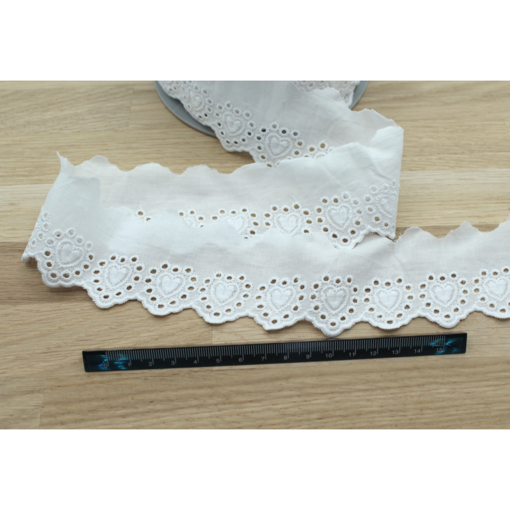 Galon coton broderie anglaise brodé blanc 45mm x 1m Galon coton broderie anglaise brodé blanc 45mm x 1m