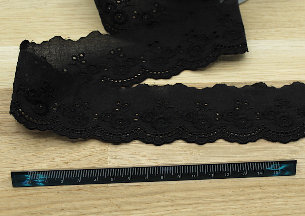 Galon coton broderie anglaise brodé noir 45mm x 1m