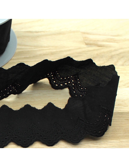 Galon coton broderie anglaise brodé noir 50mm x 1m