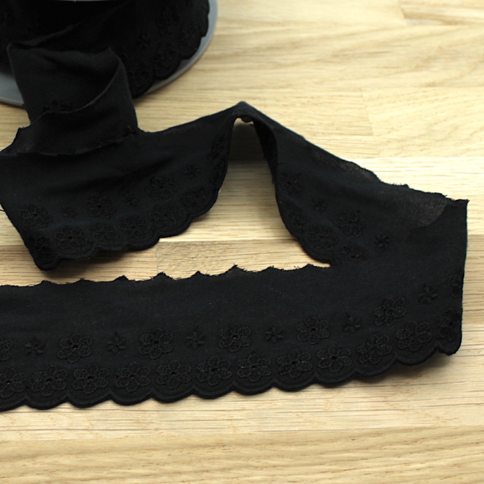Galon coton broderie anglaise brodé 47mm x 1m noir