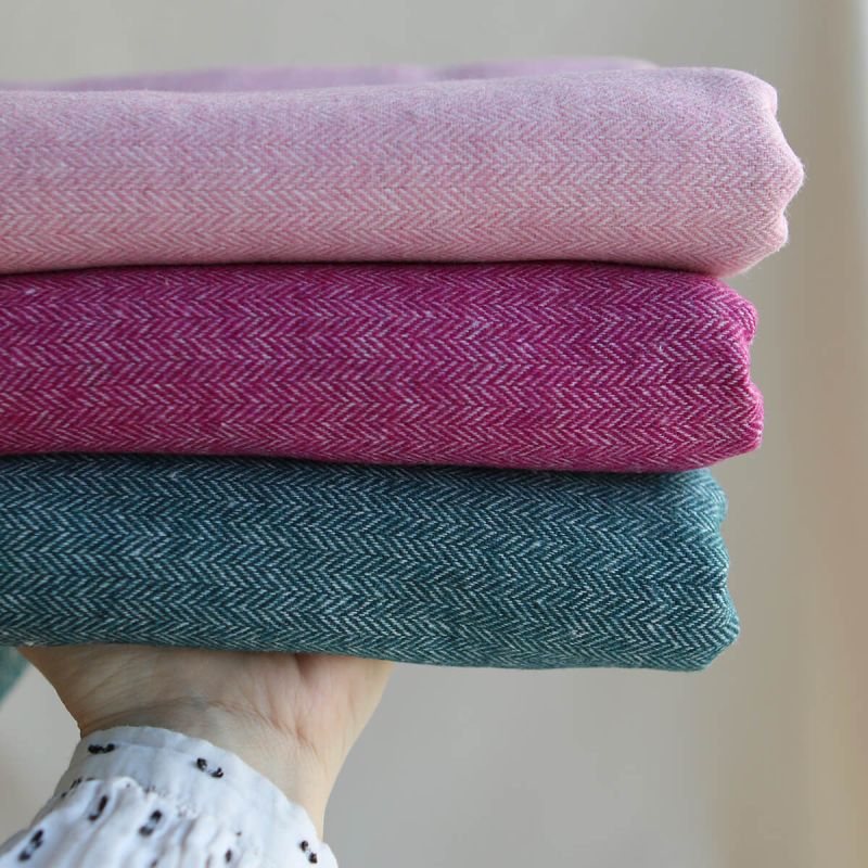 Tissu chevrons texturé coton / laine coloris Rose tendre